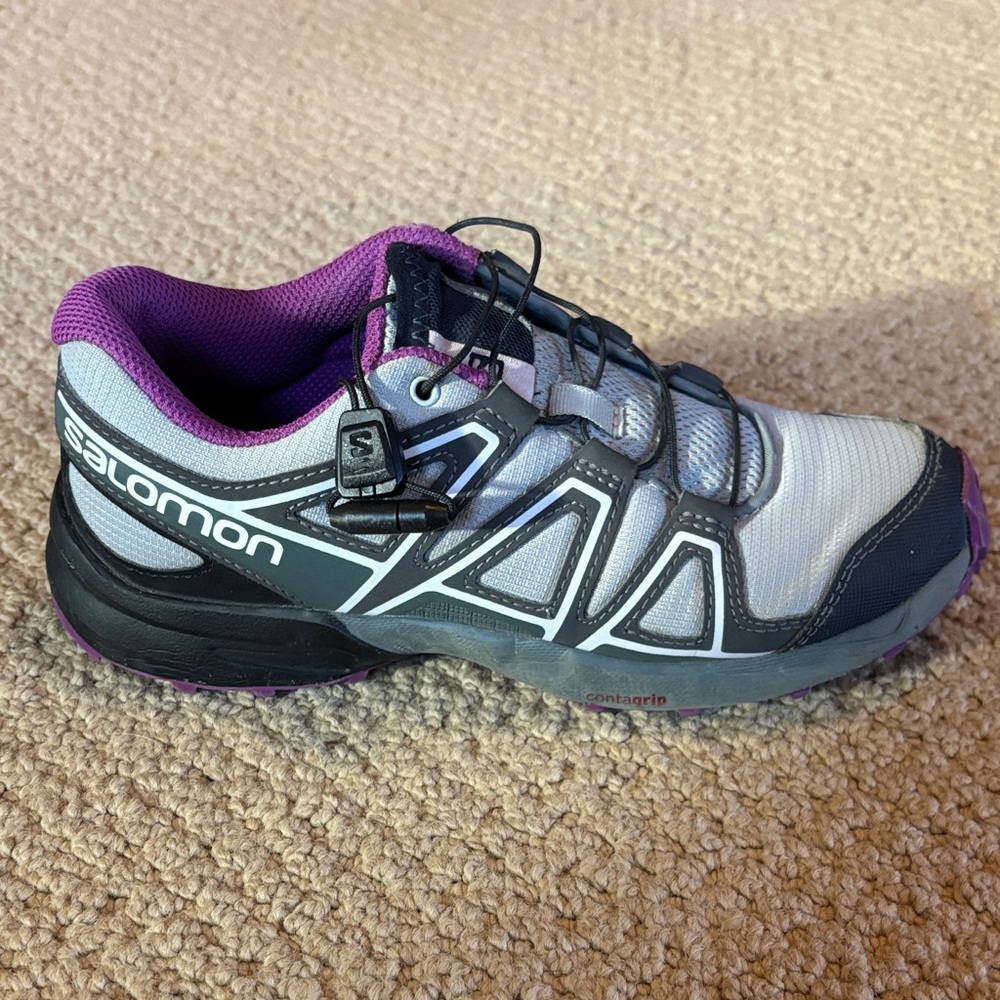 Salomon Gray and Purple Kids Shoes - Picture 5 of 8